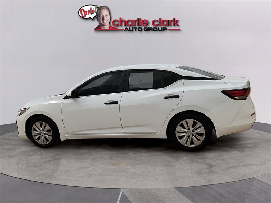 2025 Nissan Sentra S photo 2