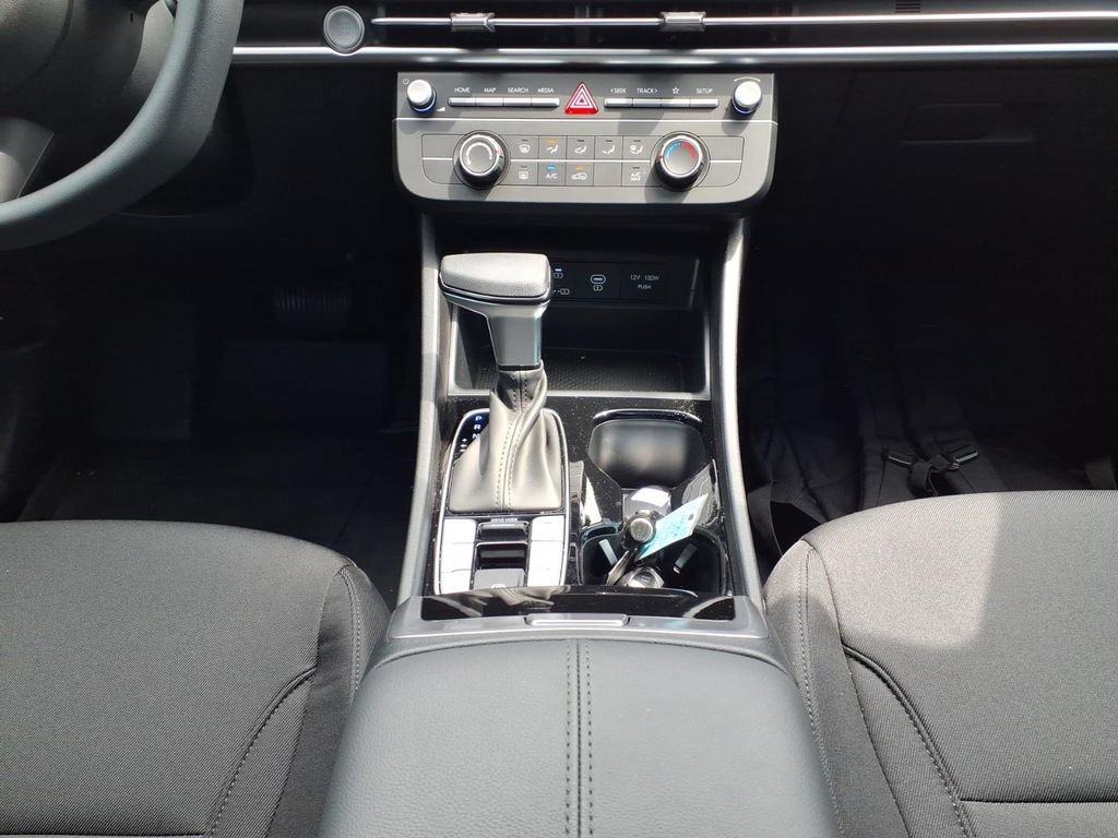 2026 Hyundai Tucson SE - Photo 11