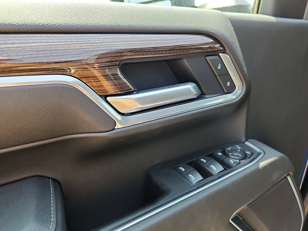 2026 Chevrolet Silverado 3500 HD LT - Photo 12
