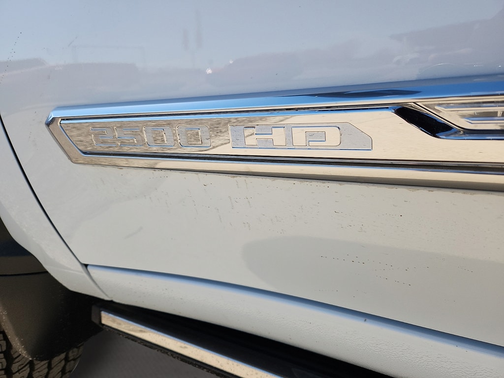 2026 Chevrolet Silverado 2500 HD High Country - Photo 22