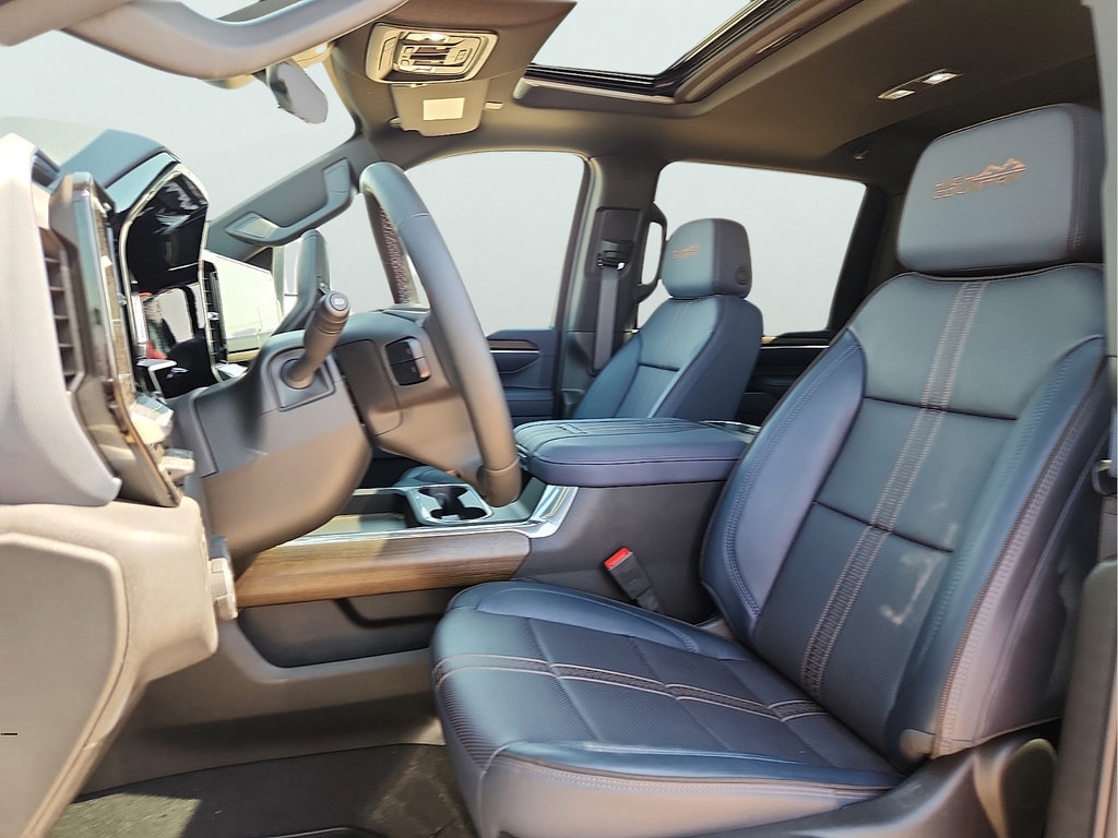 2026 Chevrolet Silverado 3500 HD High Country - Photo 15