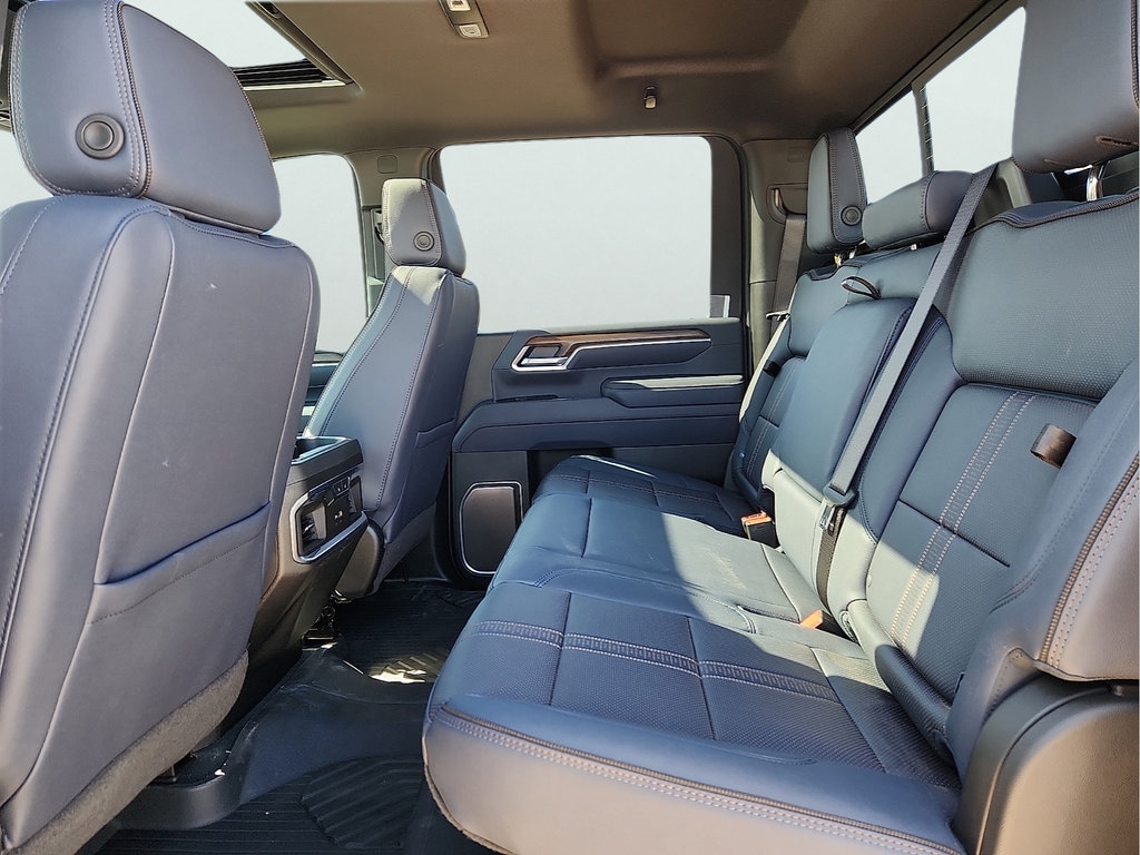 2026 Chevrolet Silverado 2500 HD High Country - Photo 14