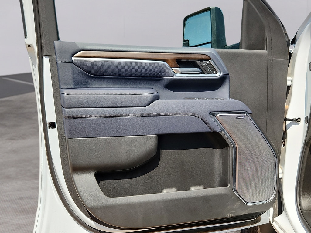 2026 Chevrolet Silverado 3500 HD High Country - Photo 12