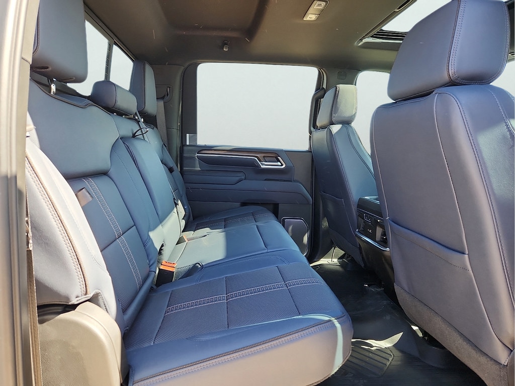 2026 Chevrolet Silverado 2500 HD High Country - Photo 15