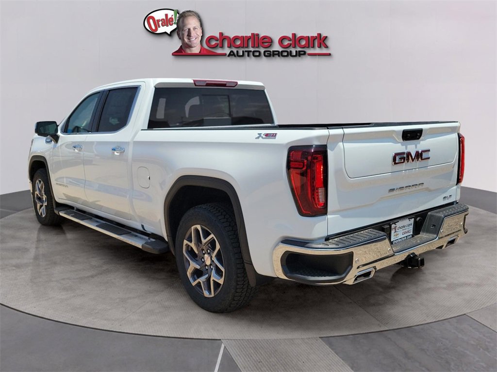 2025 Gmc Sierra 1500 SLT photo 2