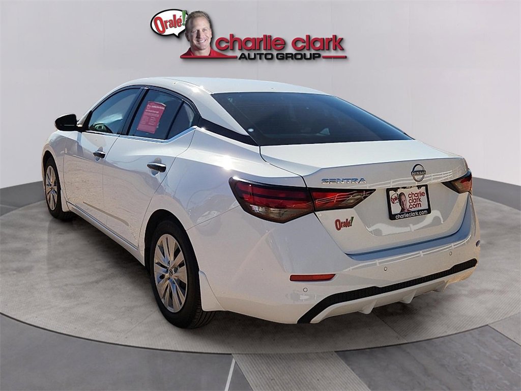 2025 Nissan Sentra S photo 3