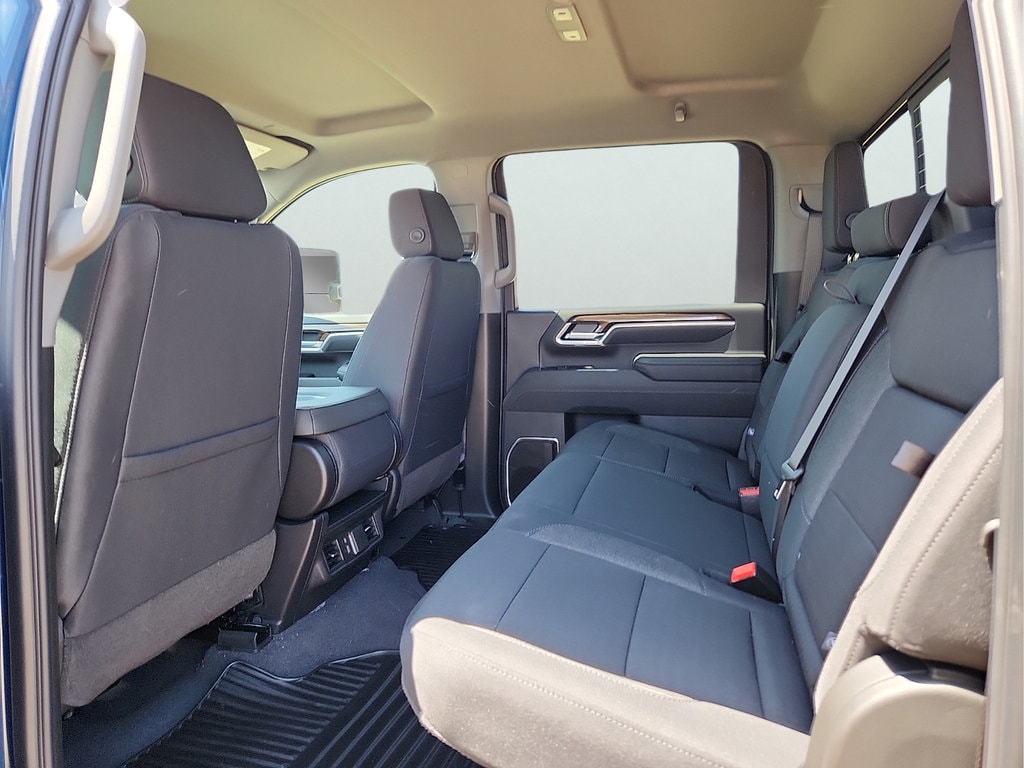 2026 Chevrolet Silverado 3500 HD LT - Photo 15