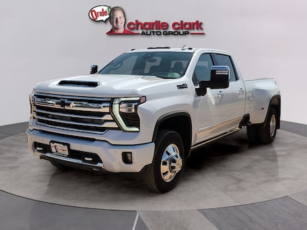 2026 Chevrolet Silverado 3500 HD High Country DRW Truck