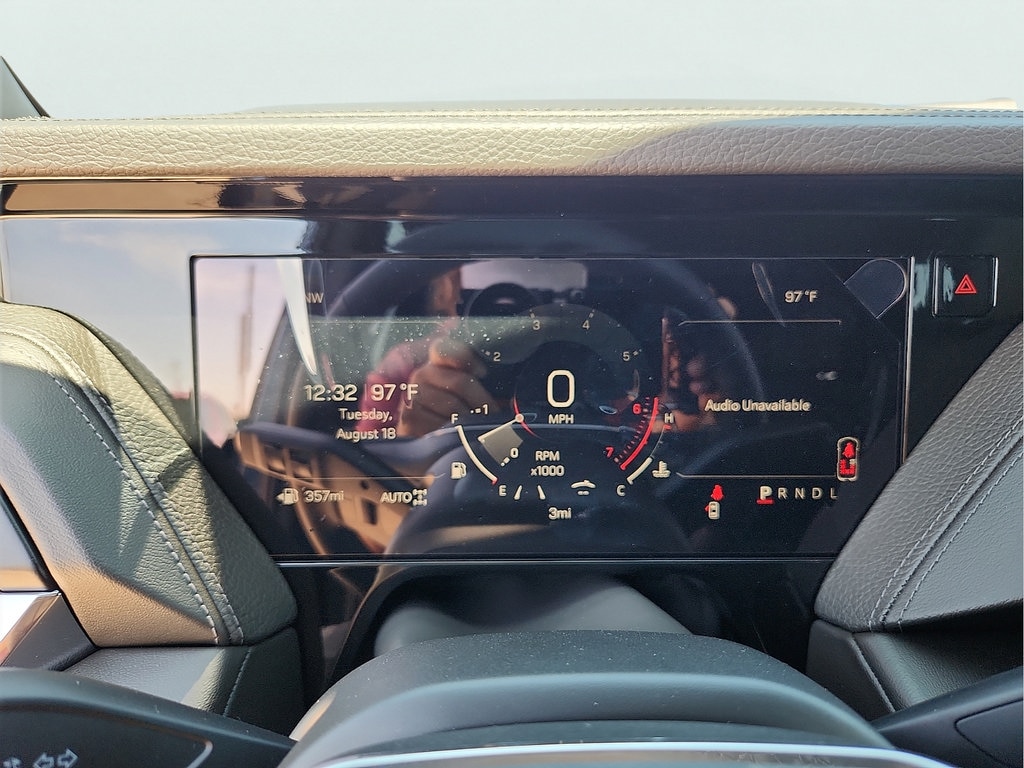 2026 GMC Yukon Denali - Photo 18