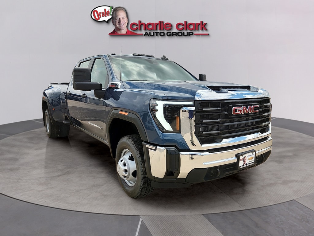 2026 GMC Sierra 3500HD Pro - Photo 7
