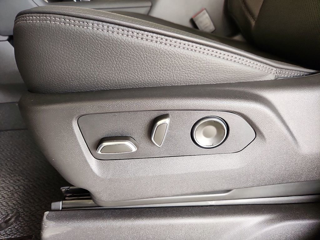 2026 GMC Sierra 1500 Denali - Photo 13