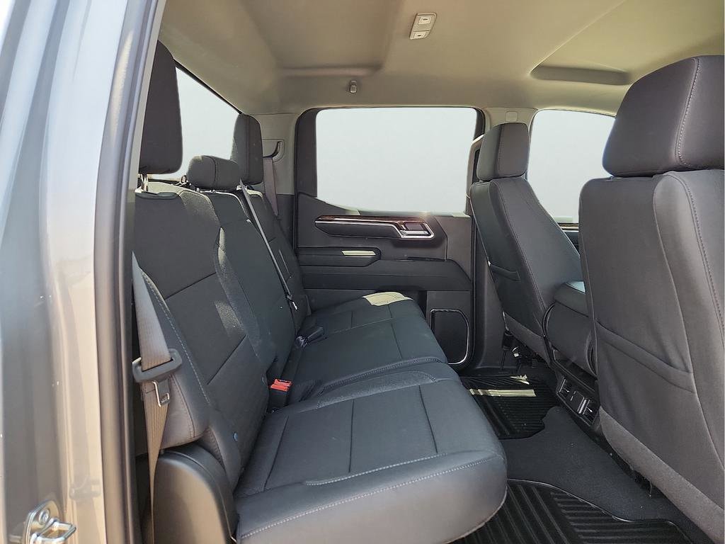 2026 GMC Sierra 1500 SLE - Photo 16