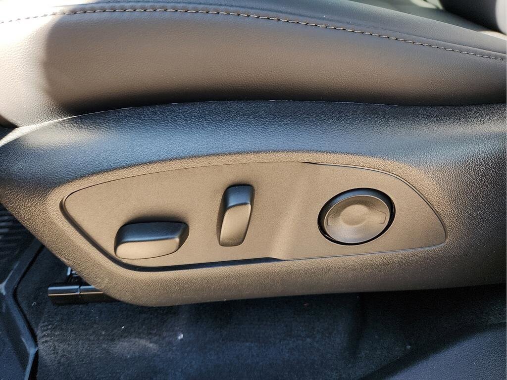 2026 GMC Acadia Elevation - Photo 16