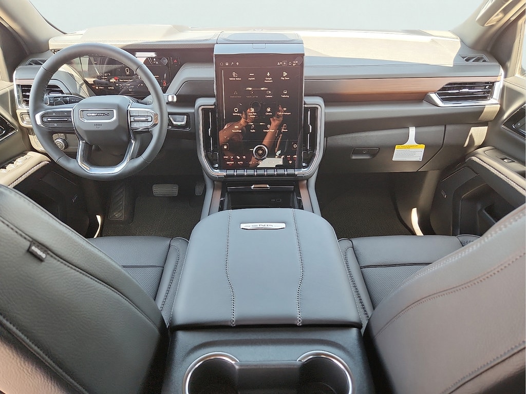 2026 GMC Yukon Denali - Photo 10