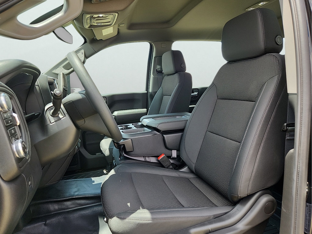 2026 GMC Sierra 3500HD Pro - Photo 14