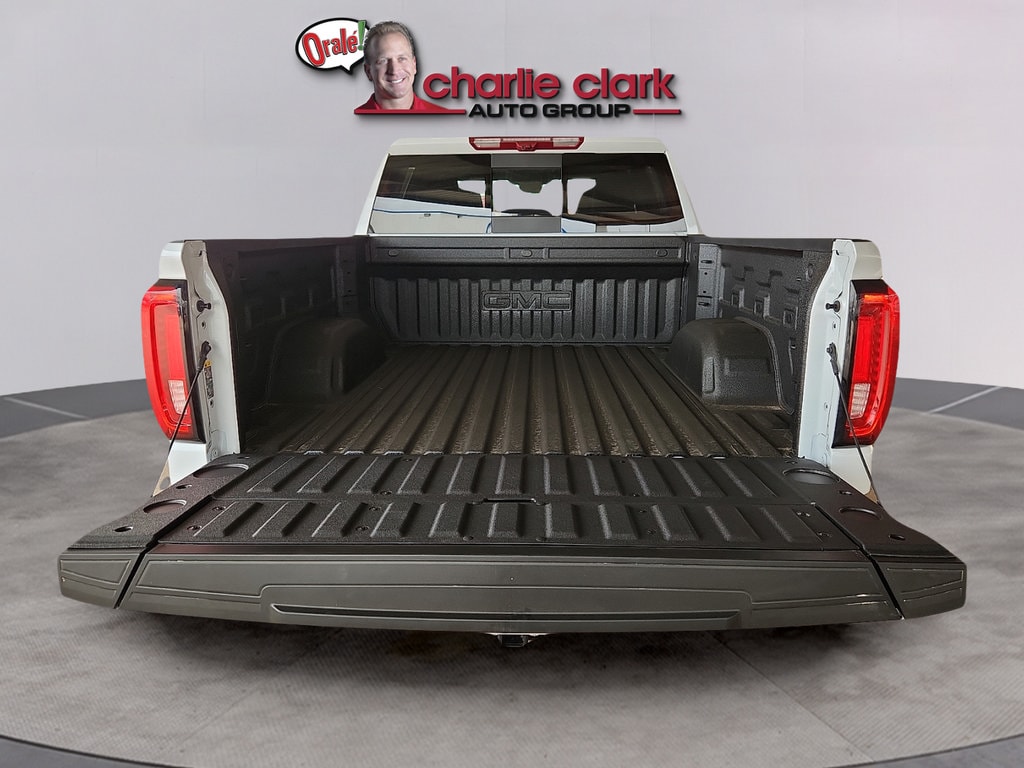 2026 GMC Sierra 1500 Denali - Photo 9