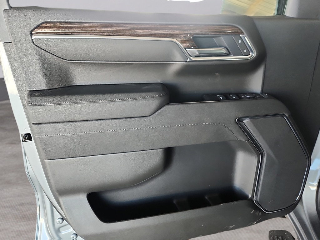 2026 GMC Sierra 1500 SLE - Photo 14
