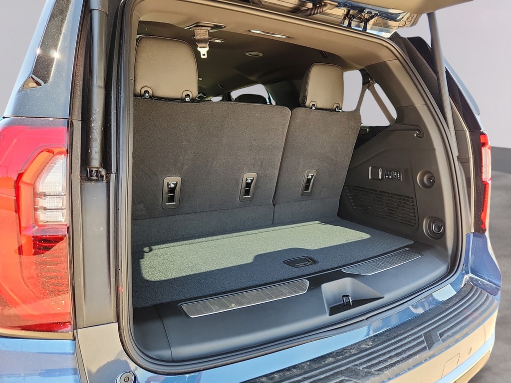 2026 GMC Yukon Denali - Photo 9
