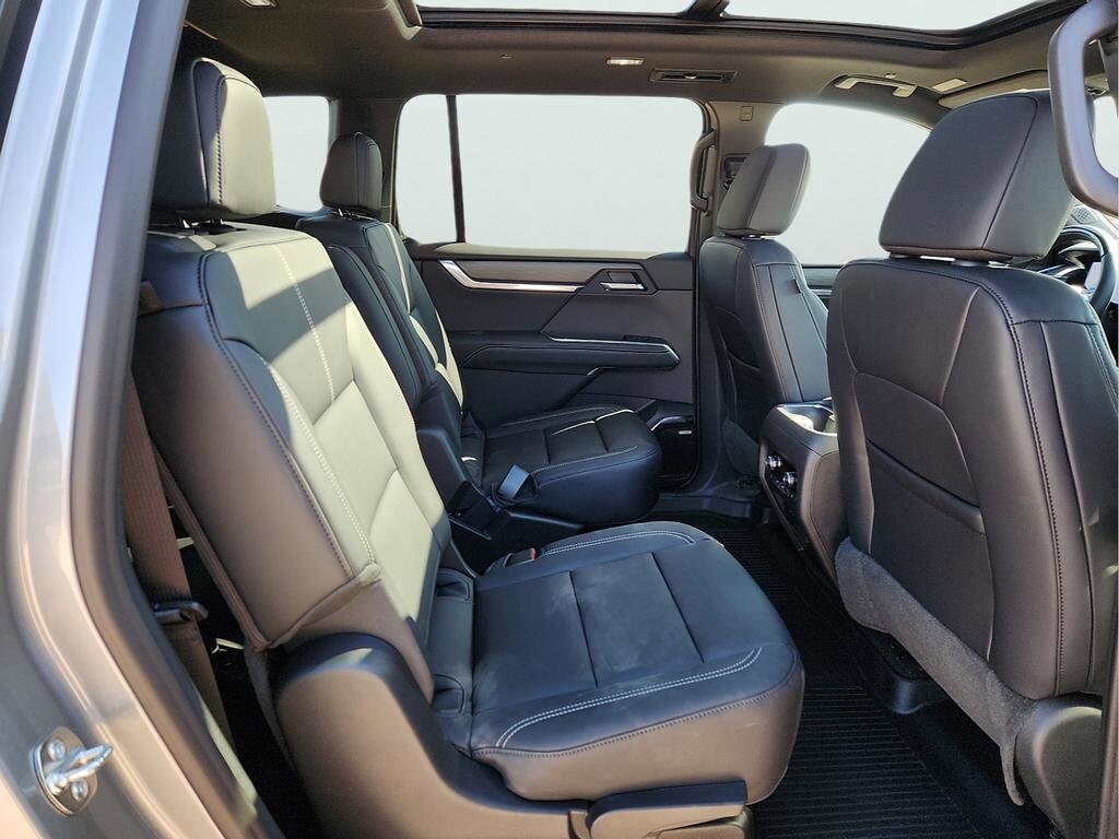 2026 GMC Acadia Elevation - Photo 19
