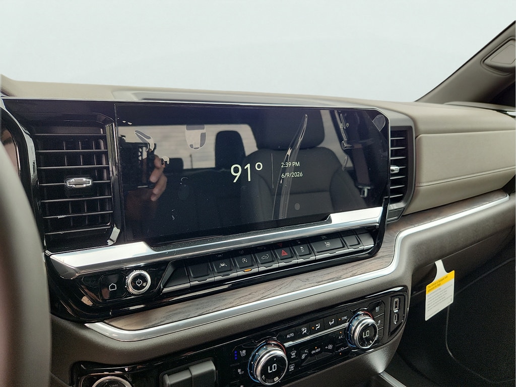 2026 GMC Sierra 1500 SLT - Photo 21