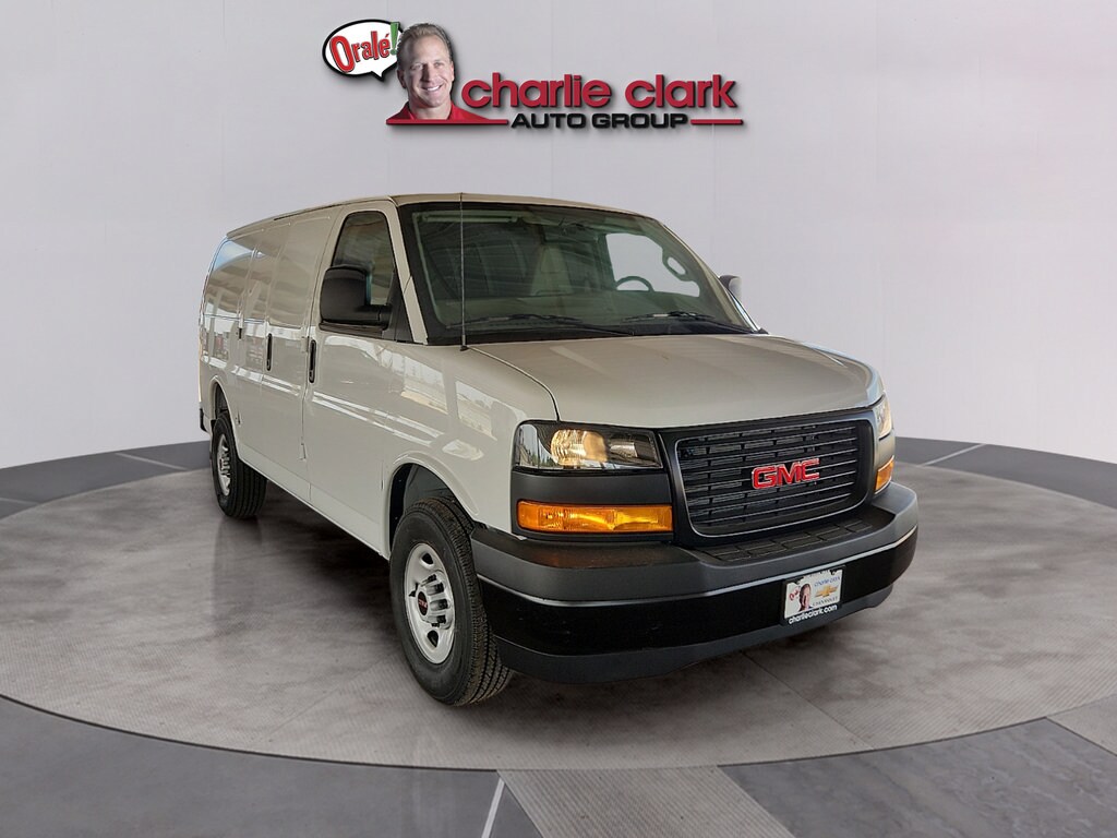 2026 GMC Savana Cargo Work Van - Photo 7