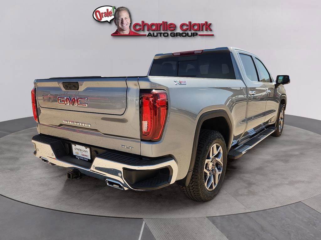 2026 GMC Sierra 1500 SLT - Photo 6