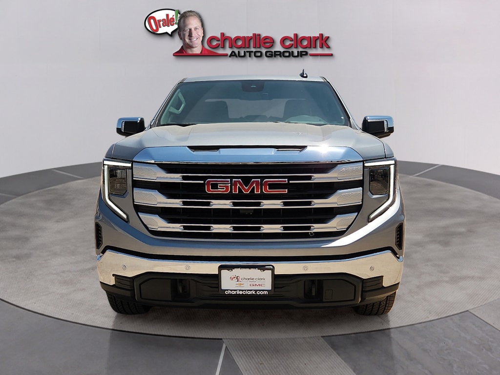 2026 GMC Sierra 1500 SLE - Photo 8