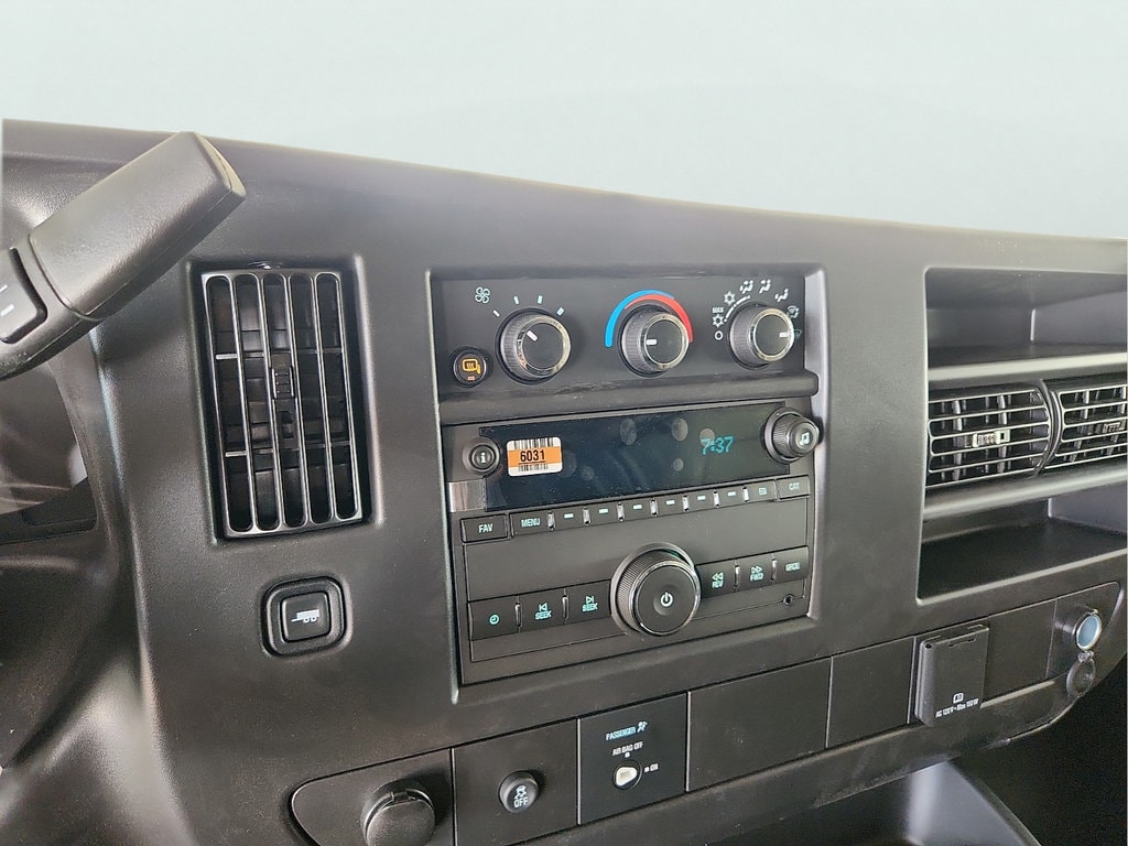 2026 GMC Savana Cargo Work Van - Photo 23