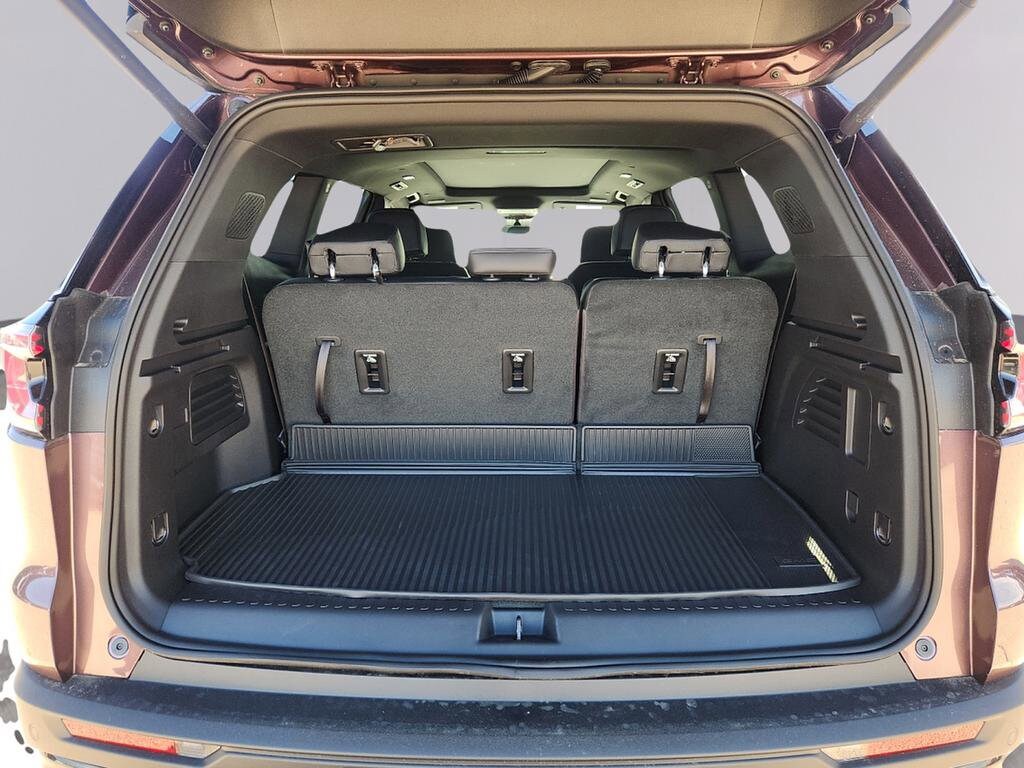 2026 GMC Acadia Elevation - Photo 12