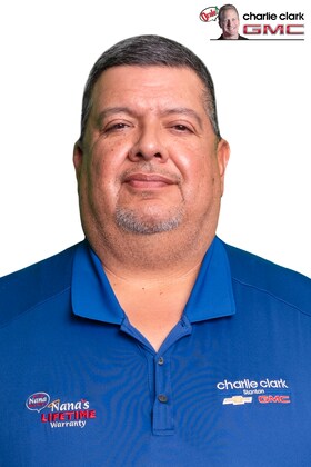 Staff member Isaac Marquez from ID_04d7e2