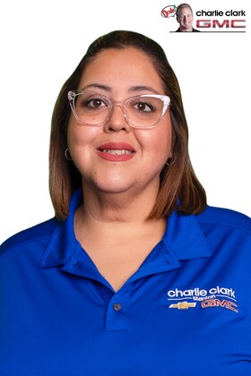 Staff member Melissa Dominguez from ID_e8af3a