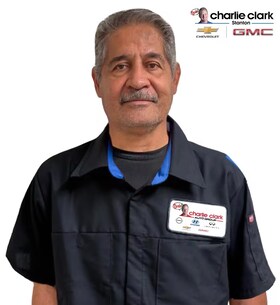 Staff member Abel Salazar from ID_e8af3a
