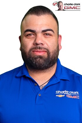 Staff member Paul Hernandez from ID_04d7e2