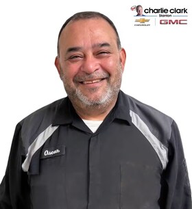 Staff member Oscar Lira from ID_e8af3a