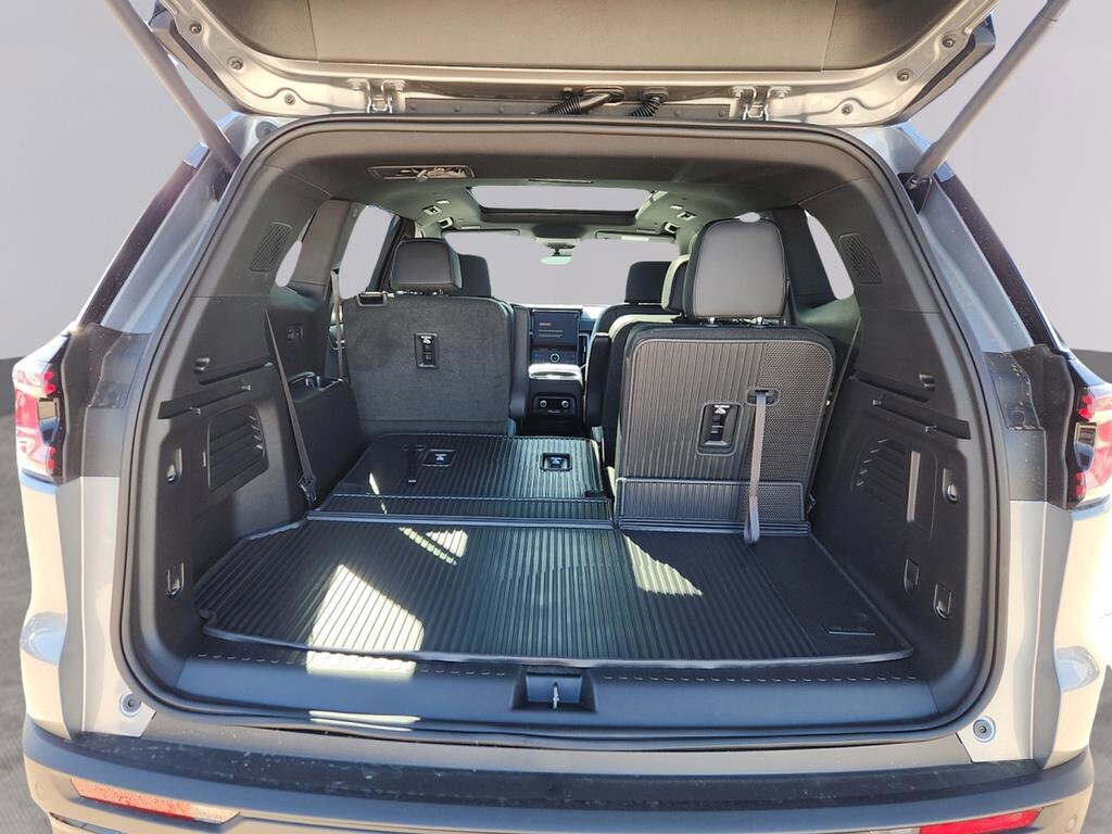 2026 GMC Acadia Elevation - Photo 12