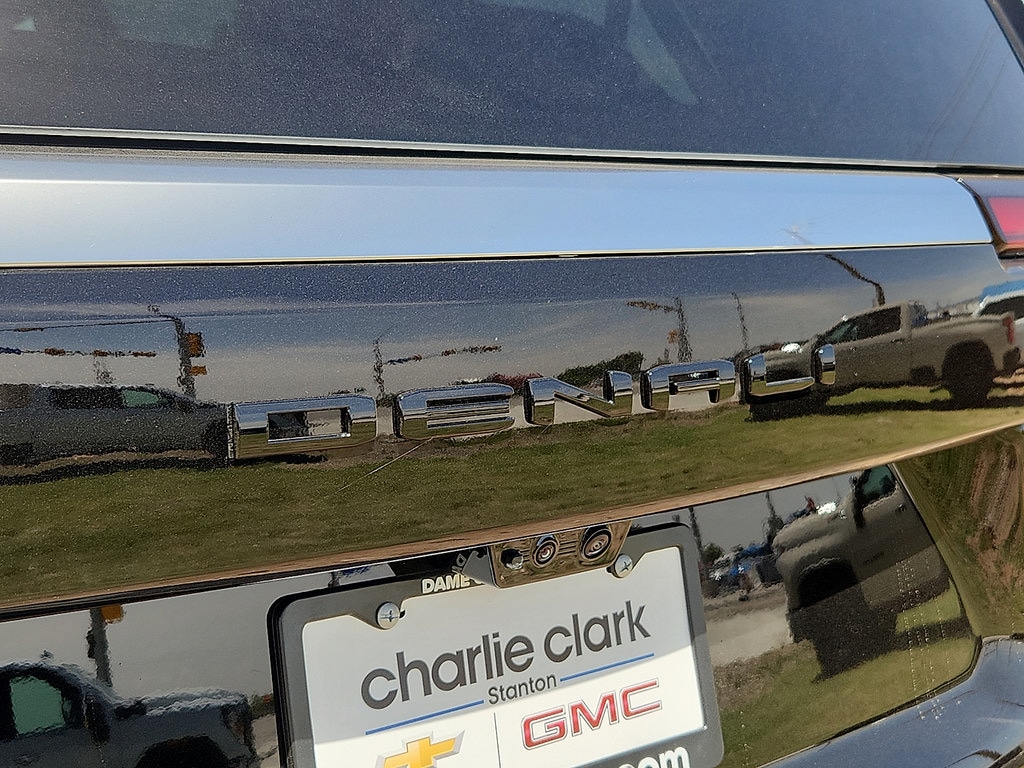 2026 GMC Yukon Denali - Photo 25
