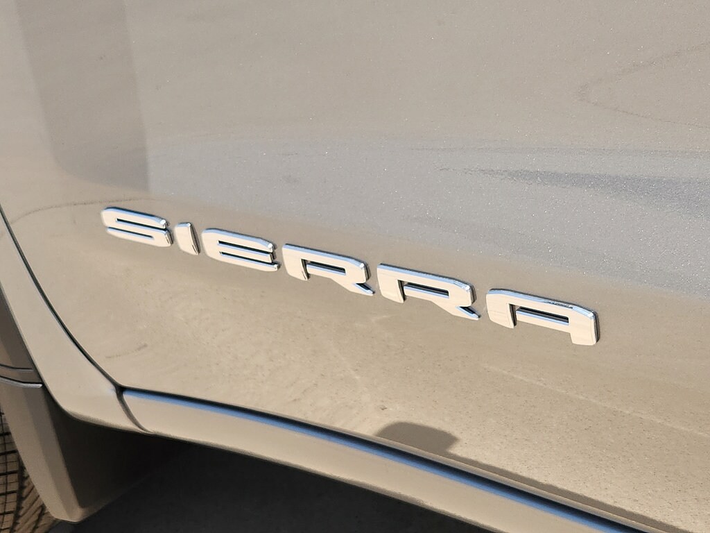 2026 GMC Sierra 1500 SLE - Photo 11