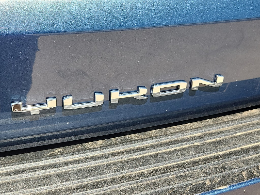 2026 GMC Yukon Denali - Photo 23
