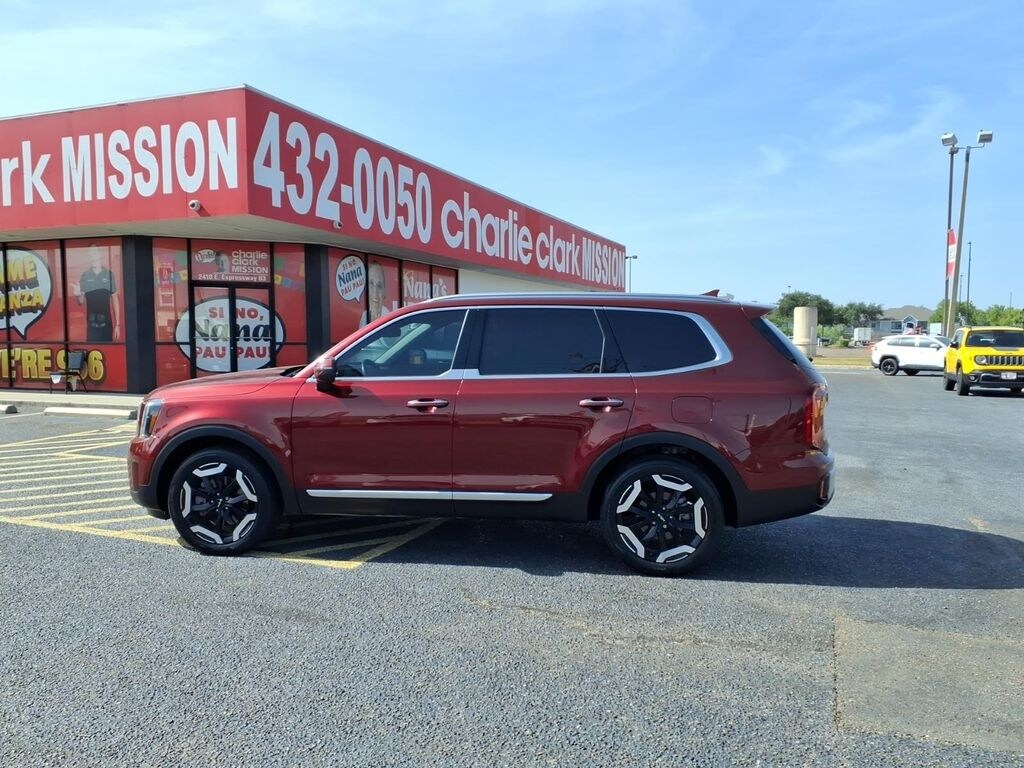 Used 2024 Kia Telluride S SUV
