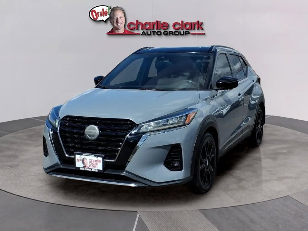 Used 2021 Nissan Kicks SR SUV