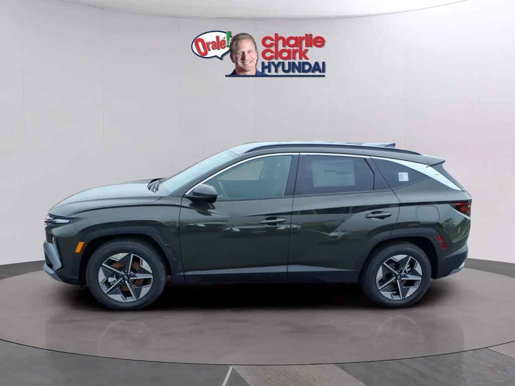 New 2026 Hyundai Tucson SEL FWD SUV