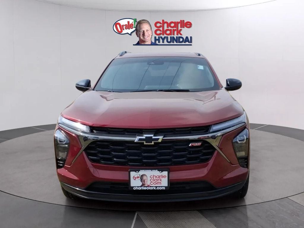 2025 Chevrolet Trax RS - Photo 8