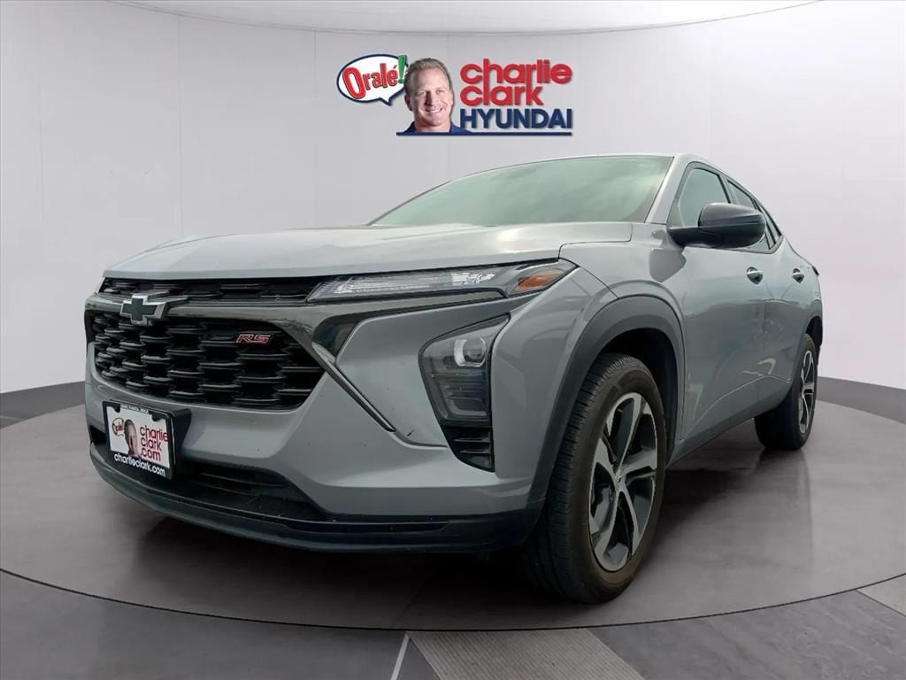 2024 Chevrolet Trax 1RS's photo