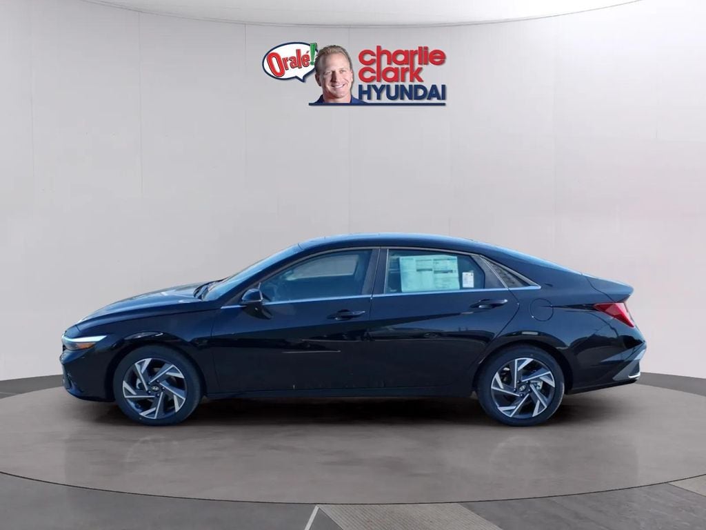 New 2026 Hyundai Elantra Limited Sedan