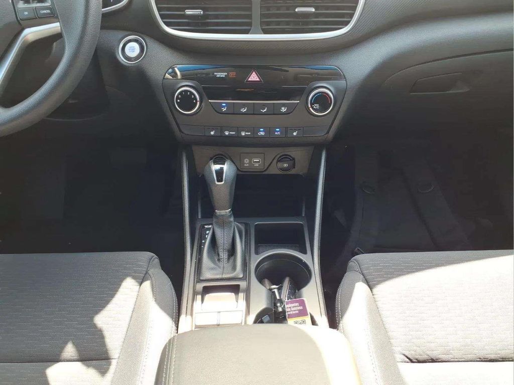 2021 Hyundai Tucson Value - Photo 10