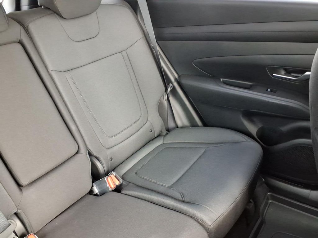 2026 Hyundai Tucson SE - Photo 18
