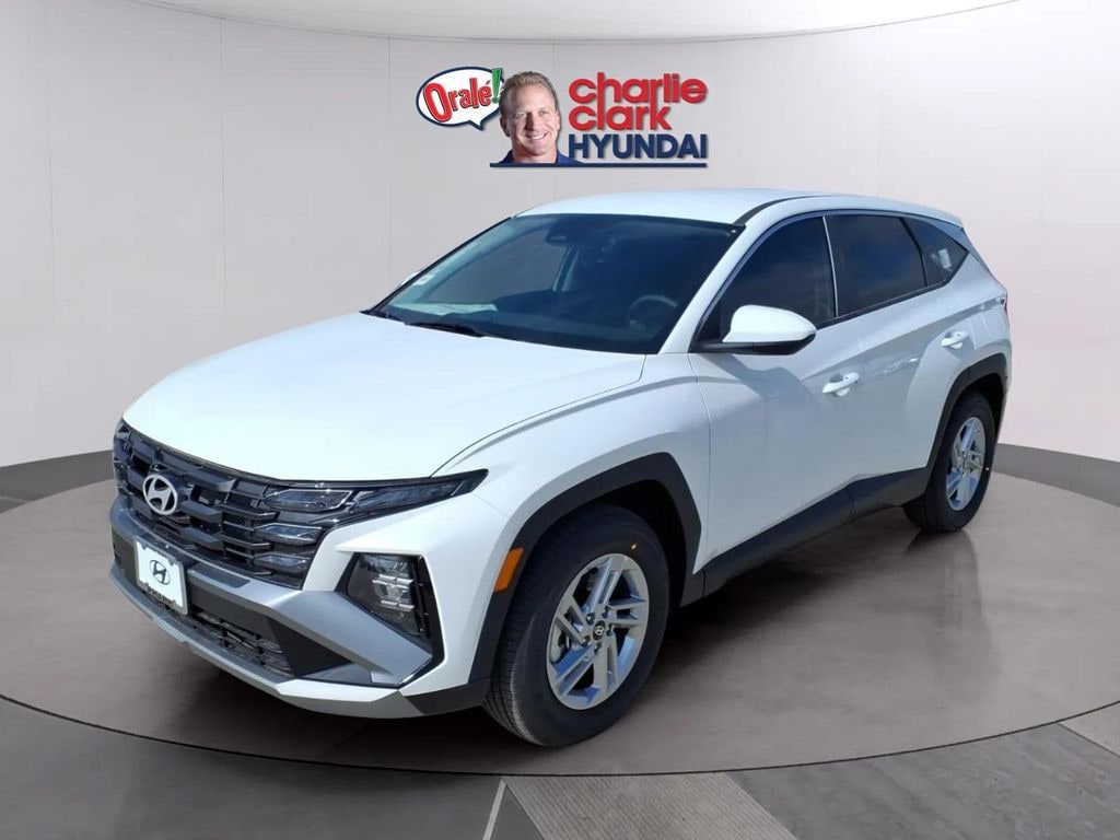 New 2026 Hyundai Tucson SE FWD SUV
