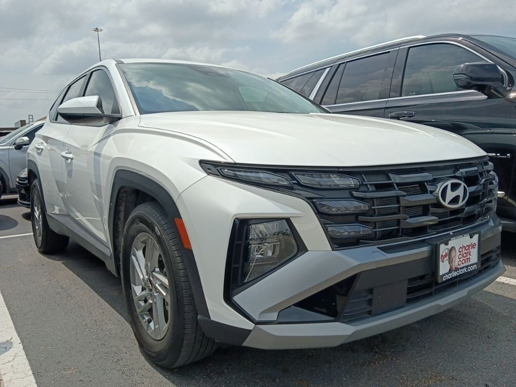 Used 2025 Hyundai Tucson SE SUV