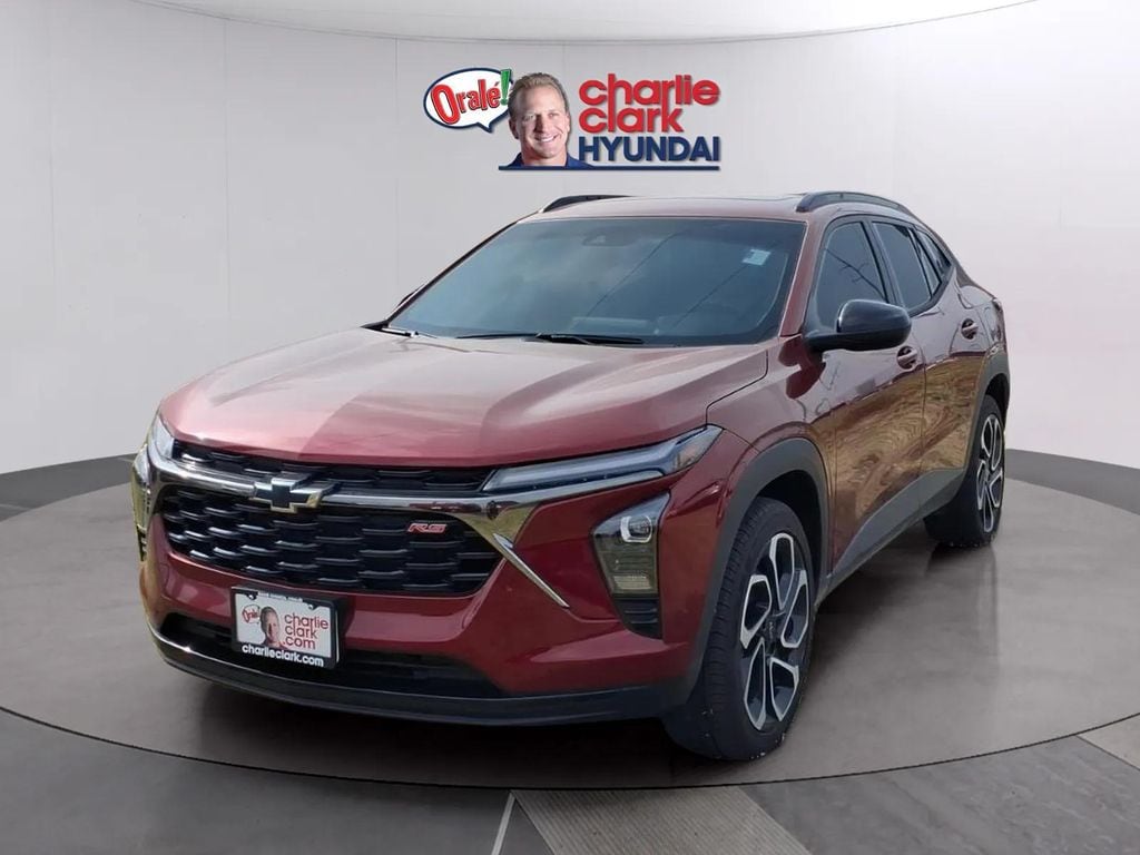 2025 Chevrolet Trax 2RS's photo
