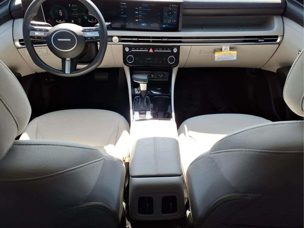 2025 Hyundai Tucson SEL - Photo 9